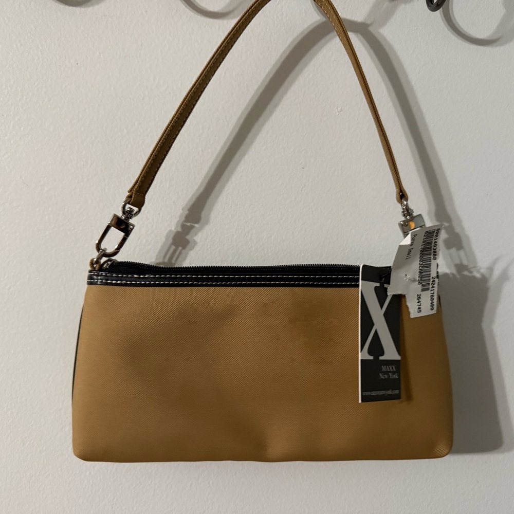 MAXX NY Small purse new with tags